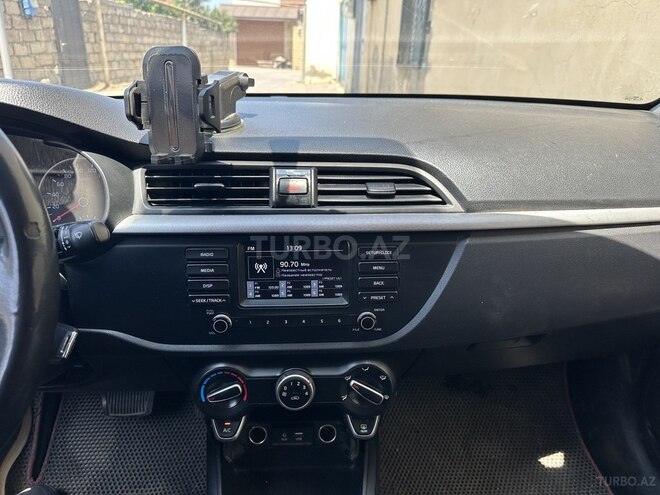 Kia Rio 2018, 240,000 km - 1.6 l - Bakı