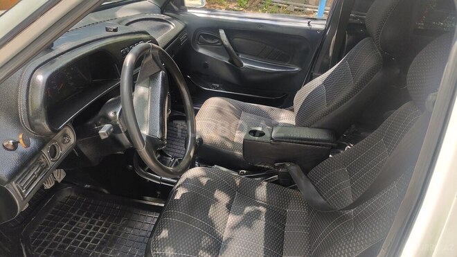 LADA (VAZ) 2115 2005, 420,315 km - 1.5 л - Yevlax