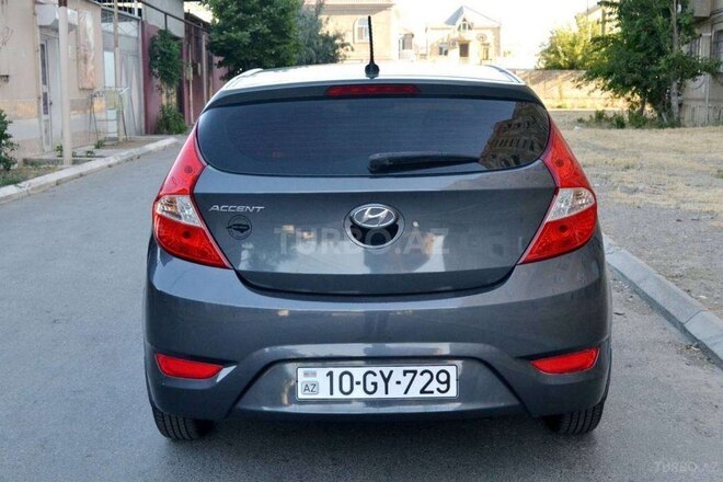 Hyundai Accent 2013, 230,000 km - 1.6 l - Bakı