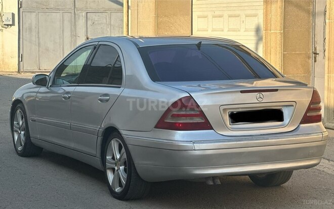 Mercedes C 240 2001, 245,780 km - 2.4 l - Bakı