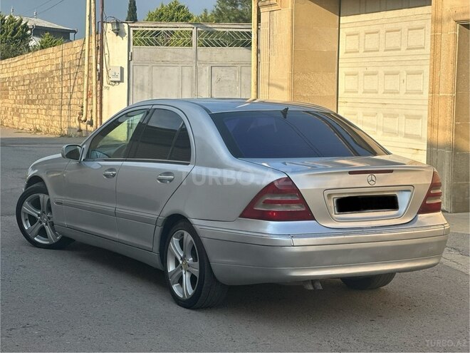 Mercedes C 240 2001, 245,780 km - 2.4 l - Bakı