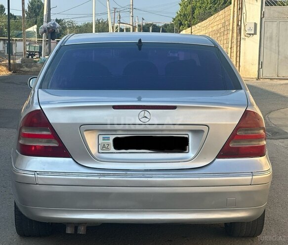 Mercedes C 240 2001, 245,780 km - 2.4 l - Bakı