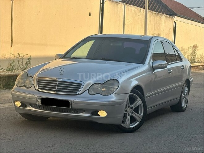 Mercedes C 240 2001, 245,780 km - 2.4 l - Bakı