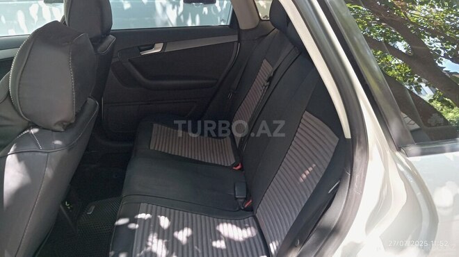 Audi A3 2011, 267,000 km - 1.6 л - Bakı