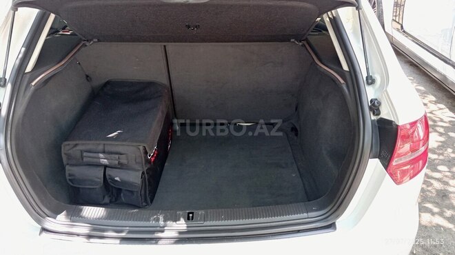Audi A3 2011, 267,000 km - 1.6 л - Bakı