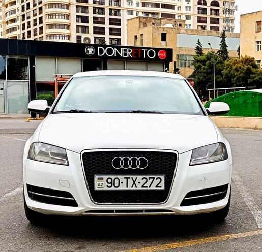 Audi A3 2011, 267,000 km - 1.6 л - Bakı