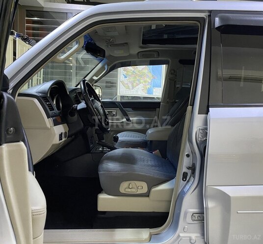Mitsubishi Pajero 2007, 268,000 km - 3.0 l - Sumqayıt