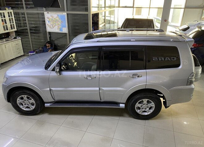 Mitsubishi Pajero 2007, 268,000 km - 3.0 l - Sumqayıt