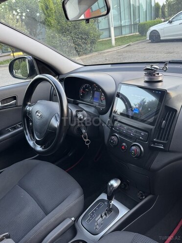 Hyundai i30 2008, 385,000 km - 1.6 l - Masallı
