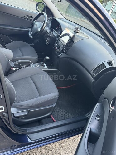 Hyundai i30 2008, 385,000 km - 1.6 l - Masallı