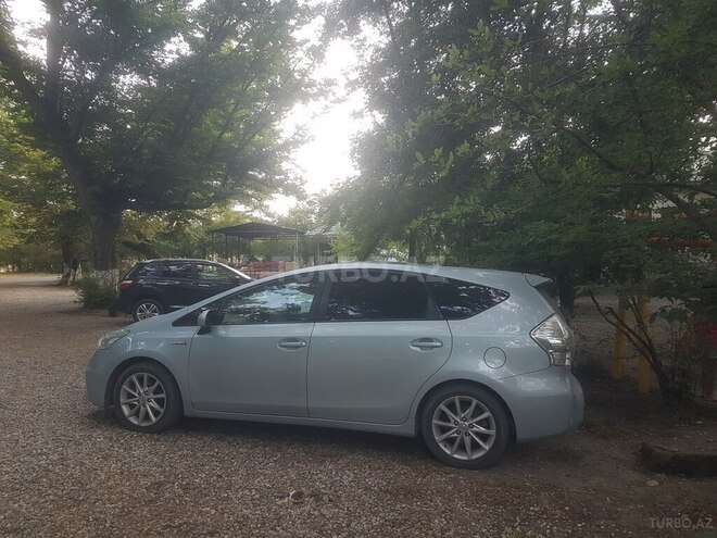 Toyota Prius V 2013, 482,803 km - 1.8 l - Bakı