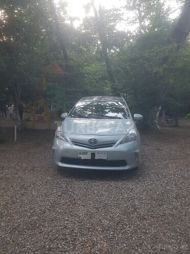 Toyota Prius V 2013, 482,803 km - 1.8 l - Bakı