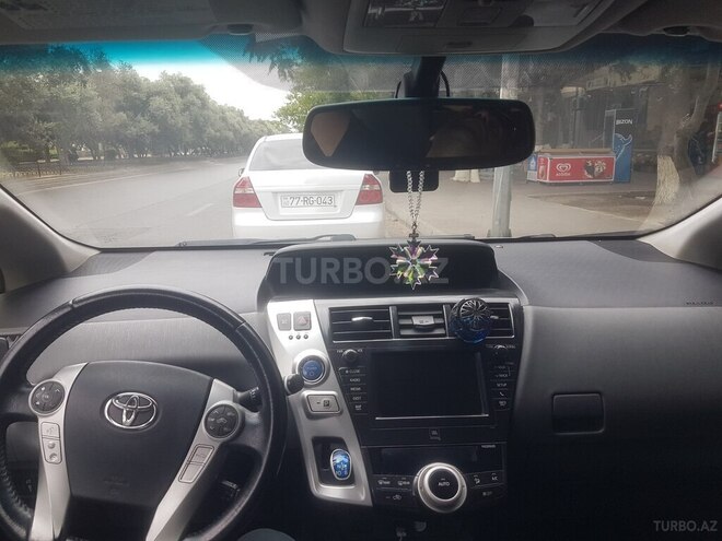 Toyota Prius V 2013, 482,803 km - 1.8 l - Bakı
