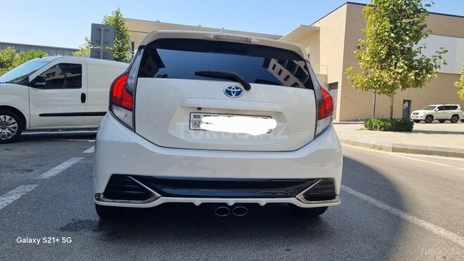 Toyota Aqua 2016, 101,500 km - 1.5 l - Bakı
