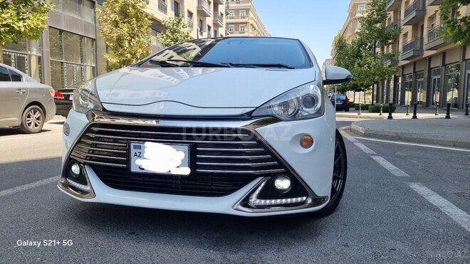 Toyota Aqua 2016, 101,500 km - 1.5 l - Bakı