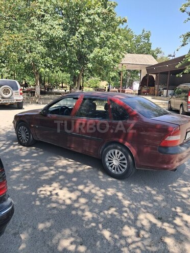 Opel Vectra 1996, 535,000 km - 2.0 l - Qəbələ
