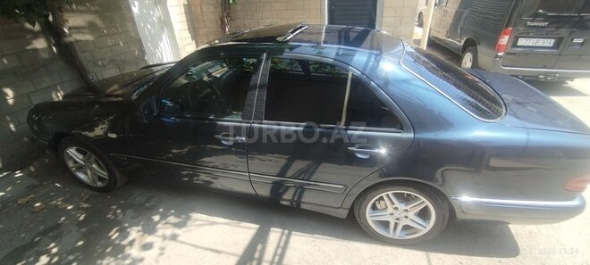 Mercedes E 230 1996, 220,000 km - 2.3 l - Bakı