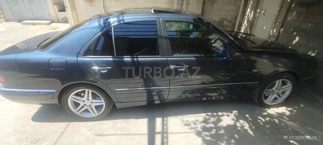 Mercedes E 230 1996, 220,000 km - 2.3 l - Bakı