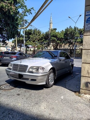 Mercedes C 220 d 1999, 520,000 km - 2.2 л - Bakı