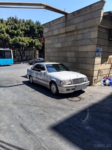 Mercedes C 220 d 1999, 520,000 km - 2.2 л - Bakı