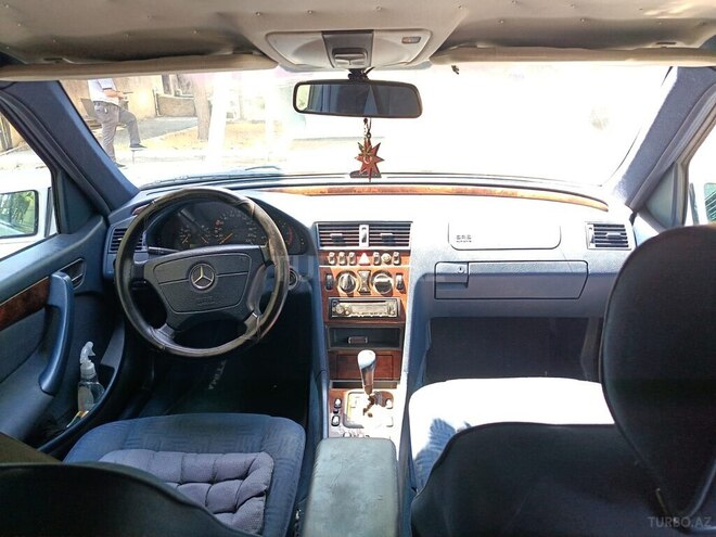 Mercedes C 220 d 1999, 520,000 km - 2.2 л - Bakı