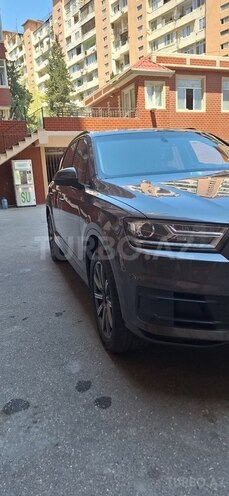 Audi Q7 2019, 81,500 km - 2.0 л - Bakı