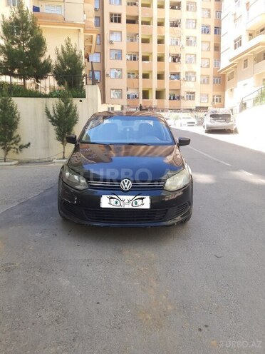 Volkswagen Polo 2012, 304,800 km - 1.6 л - Bakı