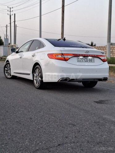Hyundai Grandeur 2015, 138,343 km - 2.2 l - Kürdəmir