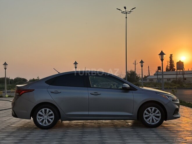 Hyundai Accent 2020, 58,000 km - 1.6 l - Saatlı