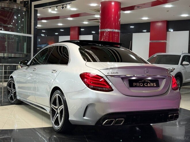 Mercedes C 300 2015, 131,000 km - 2.0 l - Bakı