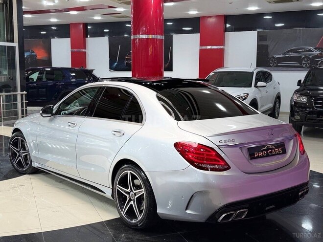 Mercedes C 300 2015, 131,000 km - 2.0 l - Bakı