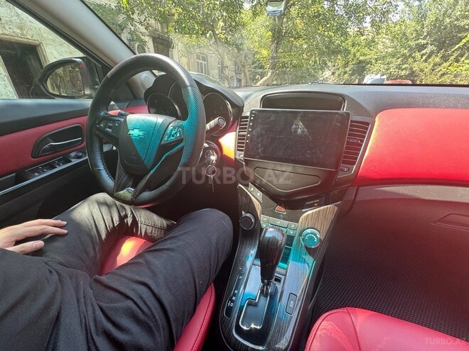 Chevrolet Cruze-14