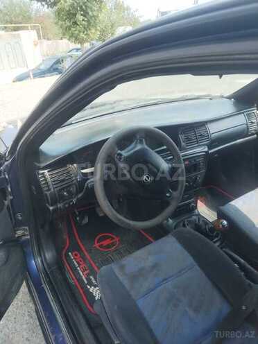Opel Vectra 1996, 286,765 km - 1.6 l - Bakı