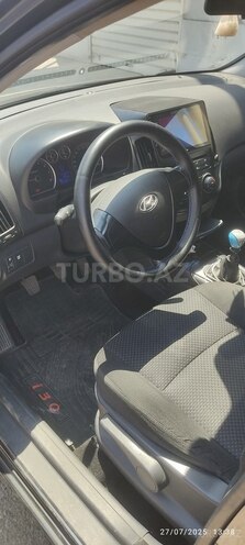 Hyundai i30 2009, 320,000 km - 1.4 л - Bakı