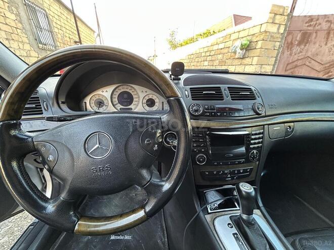 Mercedes E 320 2003, 290,000 km - 3.2 l - Bakı
