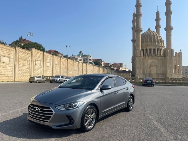 Hyundai Avante 2016, 142,000 km - 1.6 l - Bakı