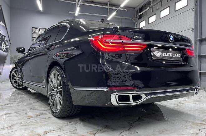 BMW 750-9