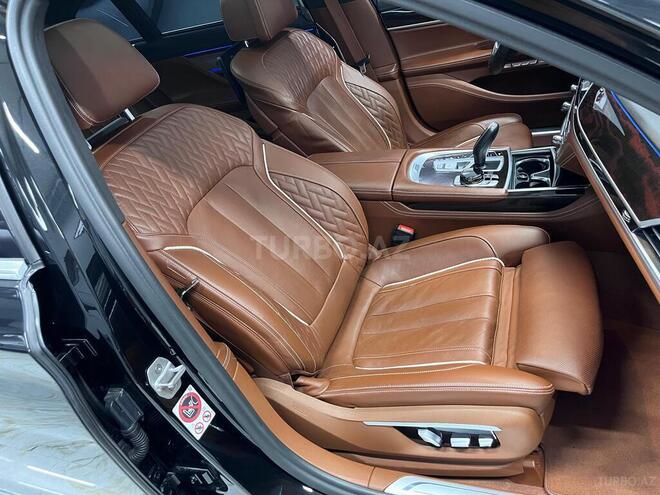 BMW 750-18