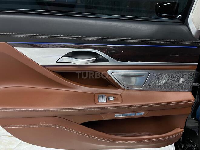 BMW 750-28