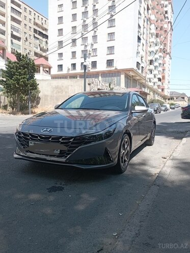 Hyundai Elantra 2023, 26,700 km - 2.0 l - Bakı