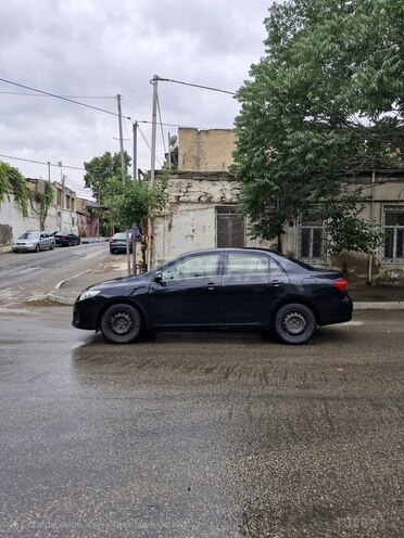 Toyota Corolla 2013, 263,643 km - 1.6 l - Bakı