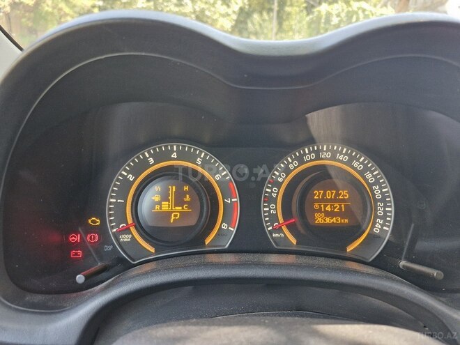 Toyota Corolla 2013, 263,643 km - 1.6 l - Bakı