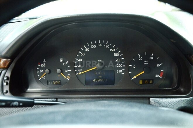 Mercedes E 220 d 1999, 439,000 km - 2.2 l - Şəki