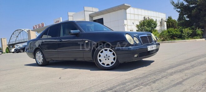 Mercedes E 230 1996, 425,000 km - 2.3 l - Bakı