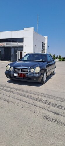 Mercedes E 230 1996, 425,000 km - 2.3 l - Bakı