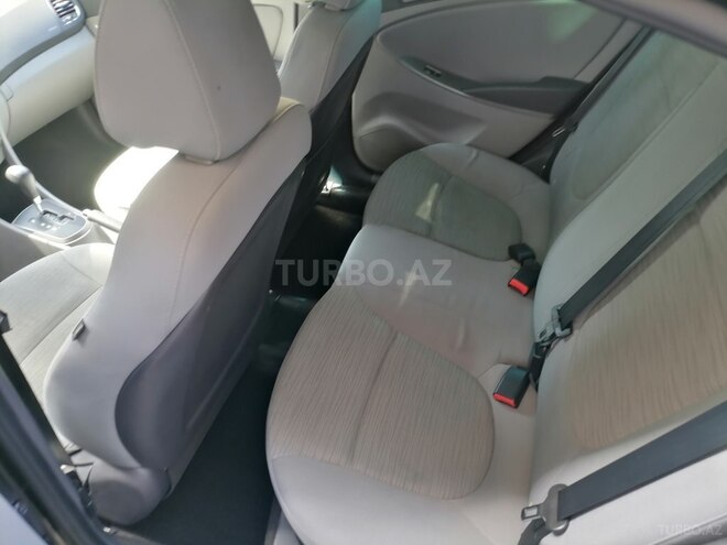 Hyundai Accent 2017, 147,255 km - 1.6 l - Bakı