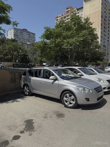 Kia Ceed 2008, 300,000 km - 1.6 л - Bakı