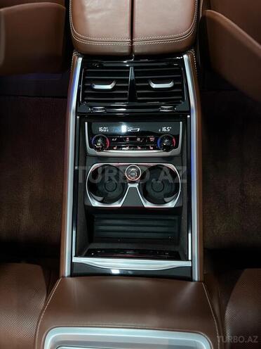 BMW 750-46