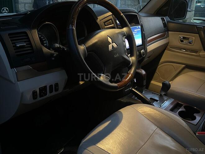 Mitsubishi Pajero 2008, 231,000 km - 3.5 л - Şəmkir