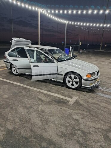 BMW 320 1992, 274,000 km - 2.0 л - Bakı